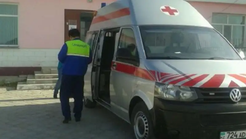 В Мангистауской области в аварии на трассе погибли три человека