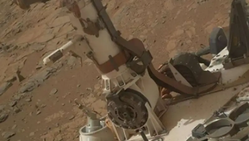 На Марсе нашли признаки жидкой воды