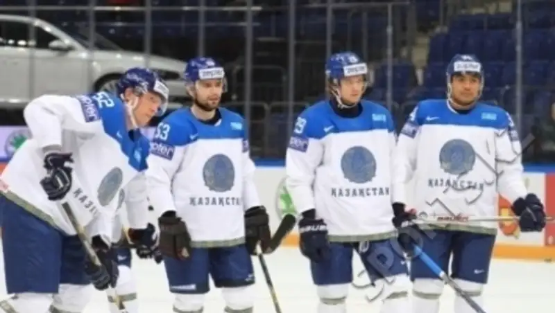 Казахстан переместился на 16-е место в рейтинге IIHF