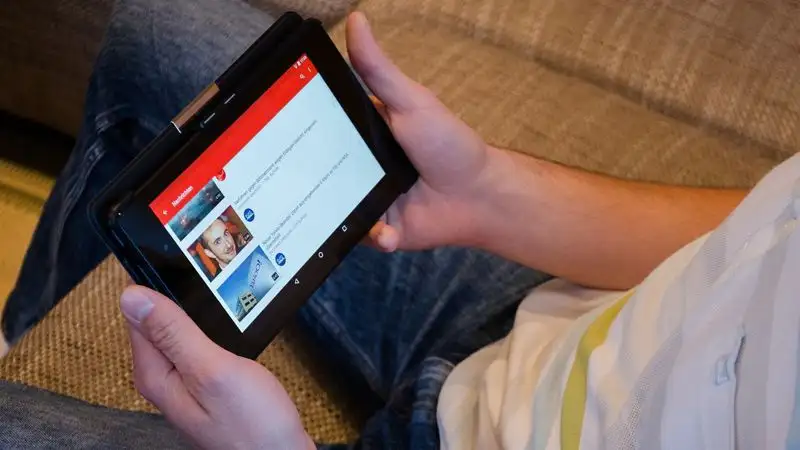 YouTube будет наказывать авторов оскорбительных сообщений