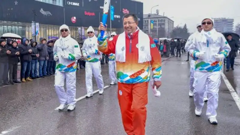 В ЮКО зажжен огонь Универсиады 2017