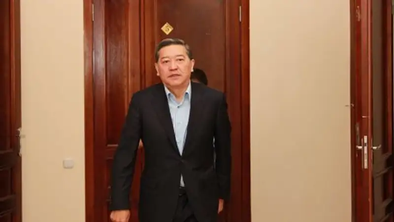 Юрист: экс-премьер Казахстана Серик Ахметов может надеяться на амнистию