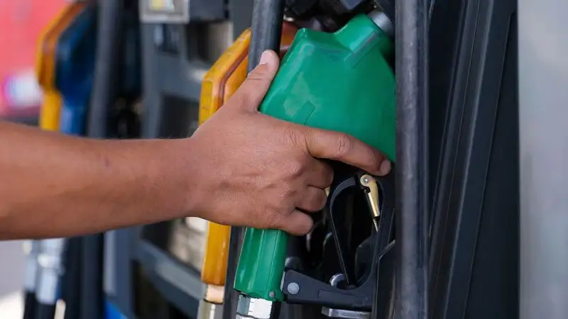 По мнению экспертов, цены на топливо в Казахстане необходимо повысить