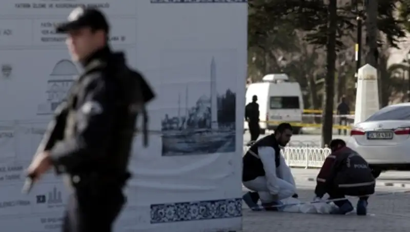 Премьер Турции: страна будет активнее бороться против ИГ после теракта в Стамбуле