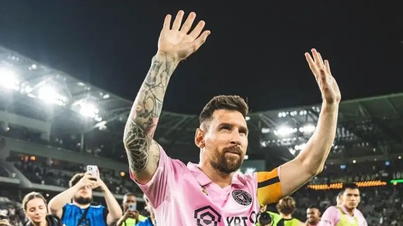 Травма Месси не помешала "Интер Майами" выиграть со счетом 4:0