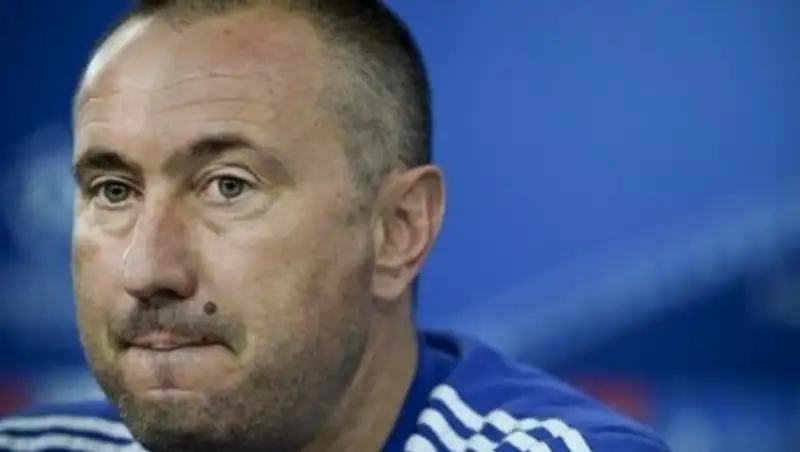 Стоилов признан лучшим тренером чемпионата Казахстана