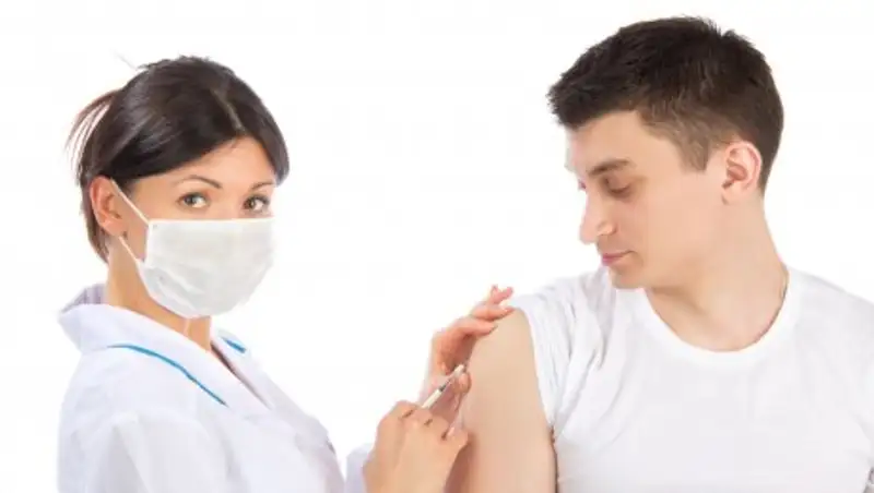 Названа опасность регулярных прививок от гриппа