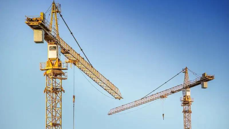 И жилье не строится, хоть не падал спрос: как решить проблему кризиса стройотрасли в Казахстане