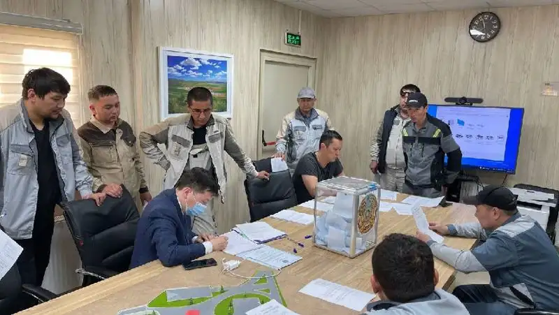 голосование на золоторудном месторождении Иран , фото - Новости Zakon.kz от 05.06.2022 11:38