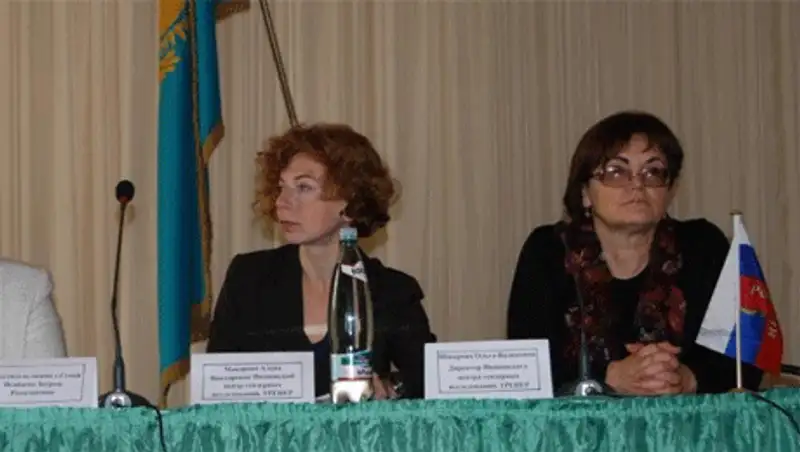 В Семее обсудили гендерные стереотипы, фото - Новости Zakon.kz от 19.10.2013 15:25