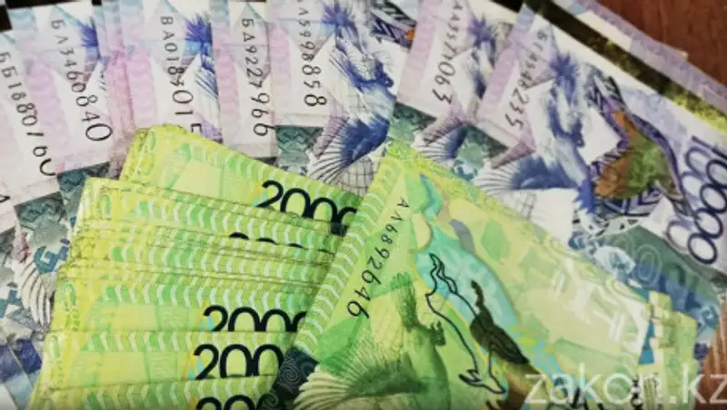 Закуп лекарств, тест-систем и спецкостюмов: на что Минздрав потратил 17 млрд тенге