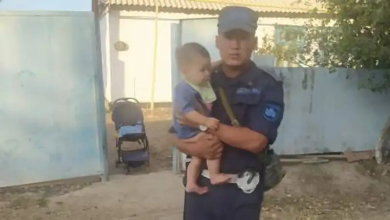 Военные нашли двухлетнего мальчика в селе, где произошел взрыв