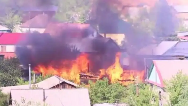В Усть-Каменогорске жертвами пожара стали трое человек