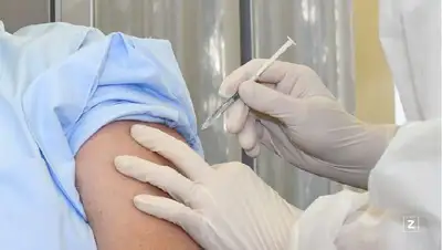 прививка коронавирус, фото - Новости Zakon.kz от 05.12.2021 08:22