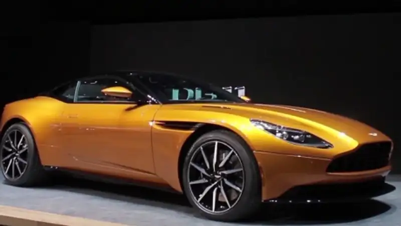 Aston Martin DB11 дебютировал в Женеве