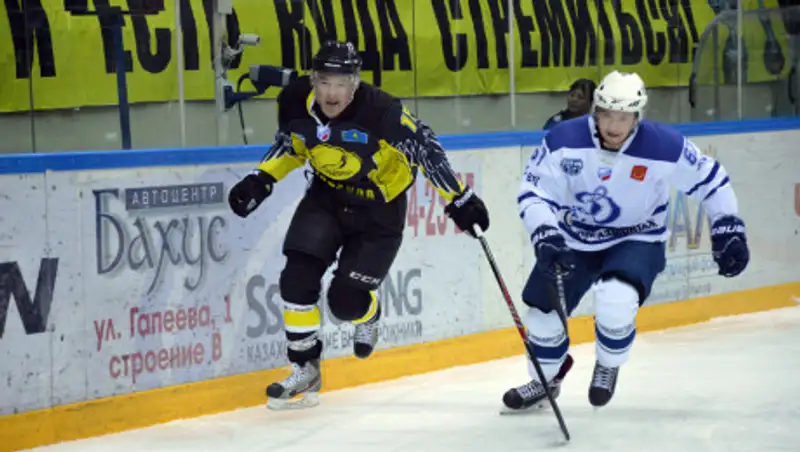 "Сарыарка" проиграла "Динамо" в матче ВХЛ