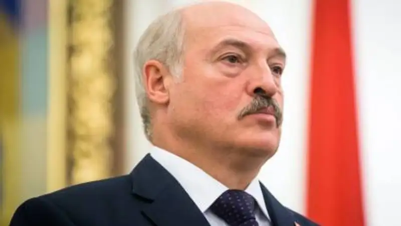 Лукашенко заявил, что уйдет с поста президента после принятия новой Конституции