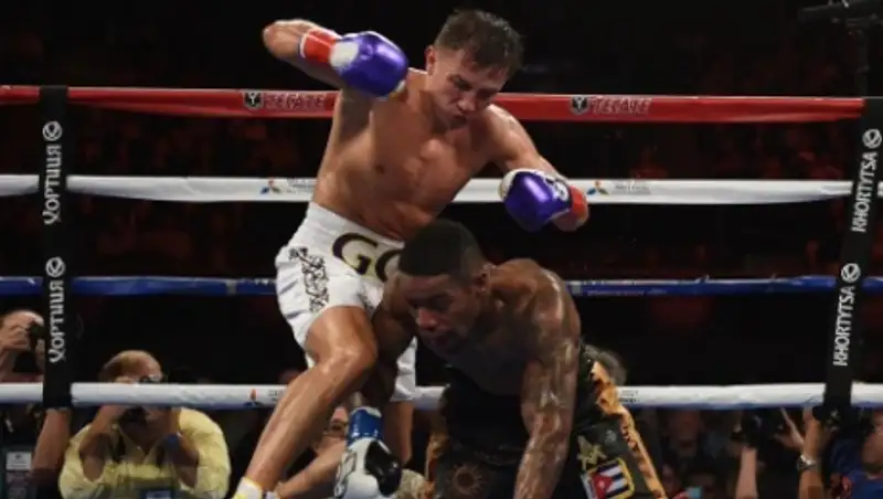 Смотрим, как Геннадий Головкин нокаутировал Вилли