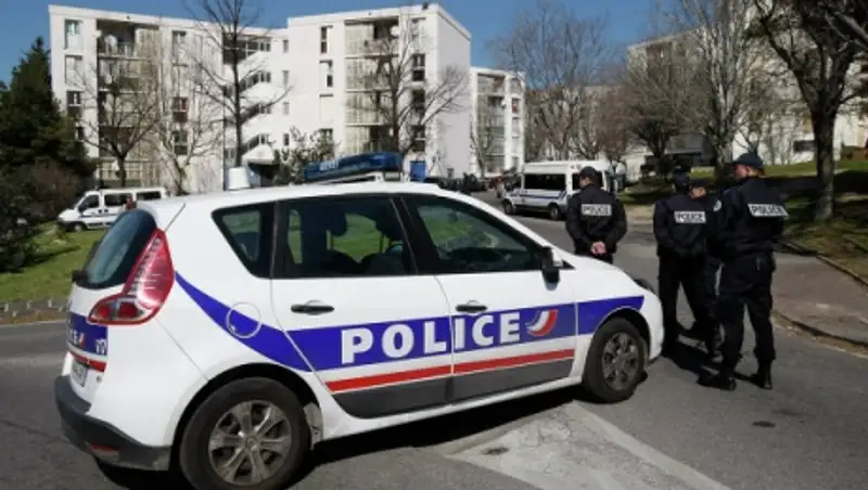 Спутницу задержанного в парижском Диснейленде мужчины еще разыскивают