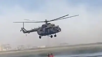 Вертолет подняли спасатели для поиска пропавших лошадей в ВКО , фото - Новости Zakon.kz от 13.11.2023 03:40