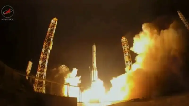 "Протон-М" с американским спутником запустят 8 июня с Байконура