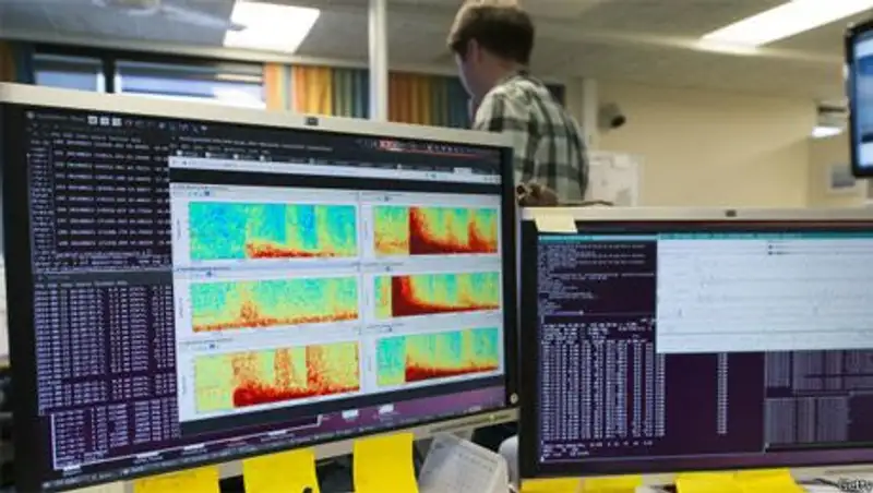 Под ледником в Исландии продолжаются подземные толчки