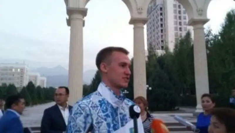 В Алматы открыли бассейн имени Баландина 