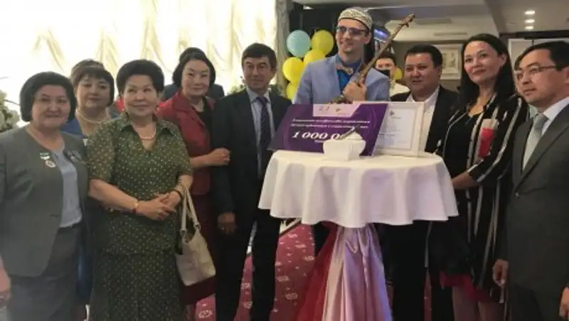 Лучших журналистов наградили в Алматы