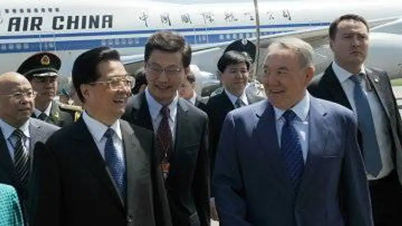 Н. Назарбаев встретил Председателя КНР Ху Цзиньтао,