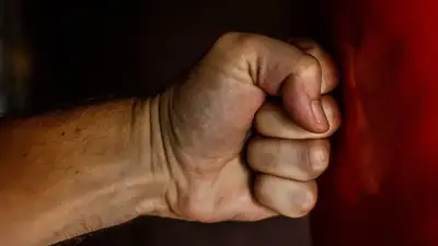 Драку "с огоньком" устроила молодежь в Атырау, фото - Новости Zakon.kz от 04.08.2023 11:20