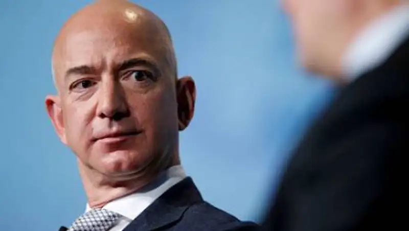 Основатель Amazon обогнал Илона Маска и стал самым богатым человеком