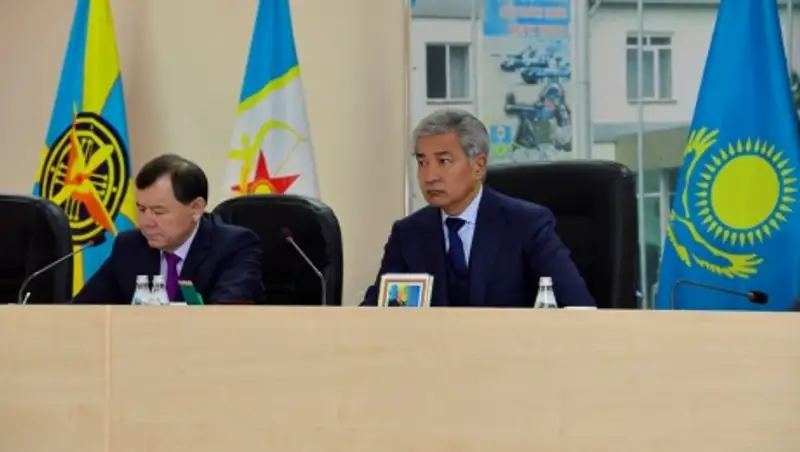 Министр обороны РК провел выездную коллегию