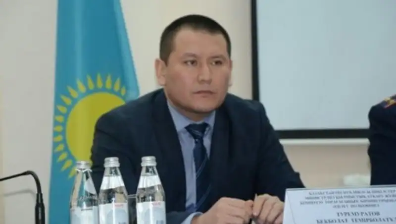 Задержанного первого зампреда КУИС МВД уволили