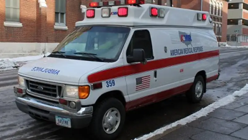 В Майами рухнул пешеходный мост