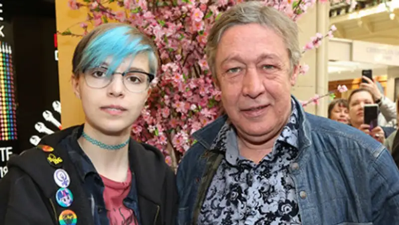 Дочь Ефремова обратилась к семье погибшего