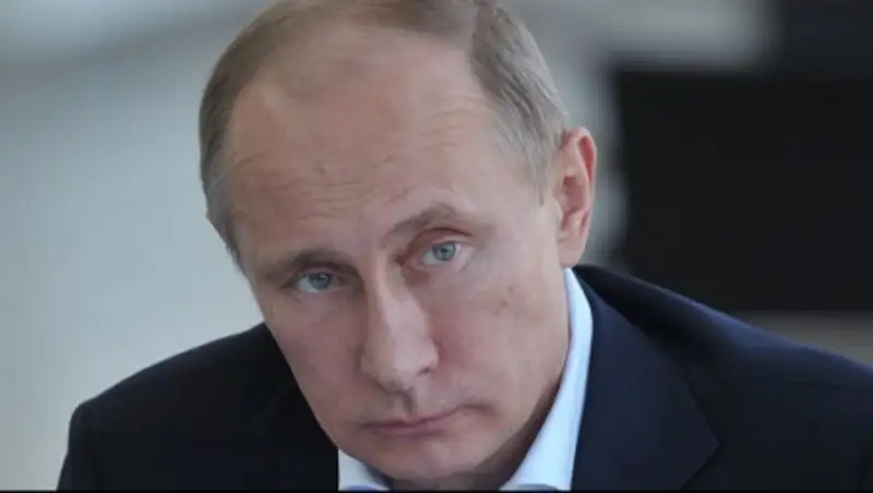 Путин рассказал о коротких руках оппонентов России