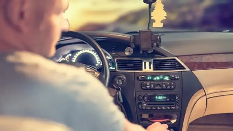 Двое мужчин, отобравших у таксиста машину, задержаны в Алматинской области