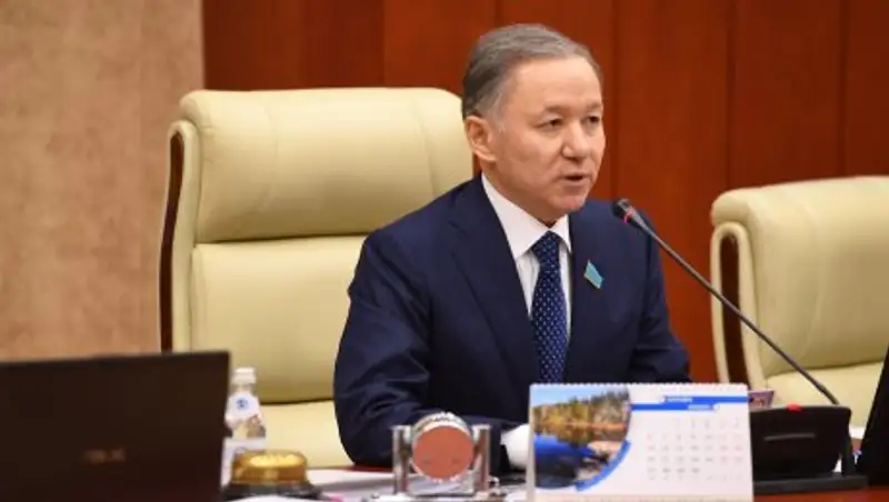 Нигматулин выразил благодарность Ашимбаеву