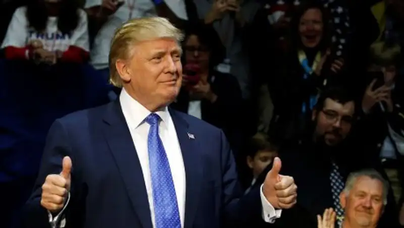 Трамп: Америкой управляют глупые люди