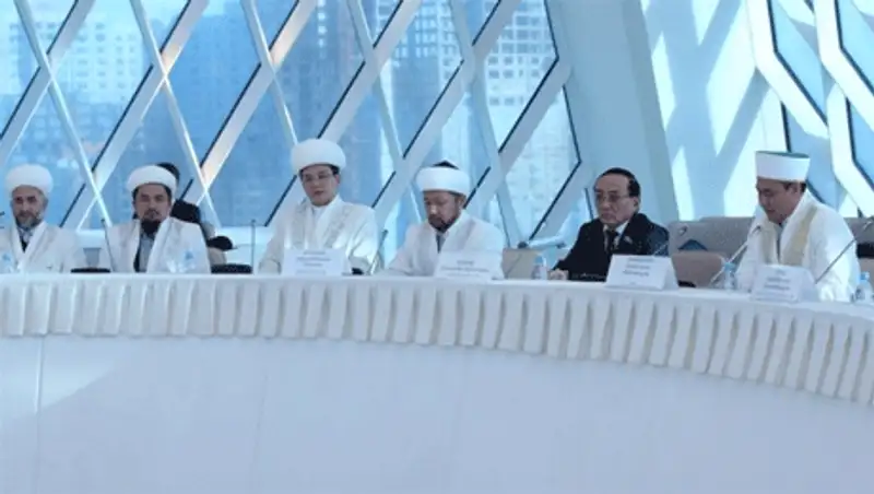 В Астане состоялась встреча главного муфтия РК с этнокультурными центрами