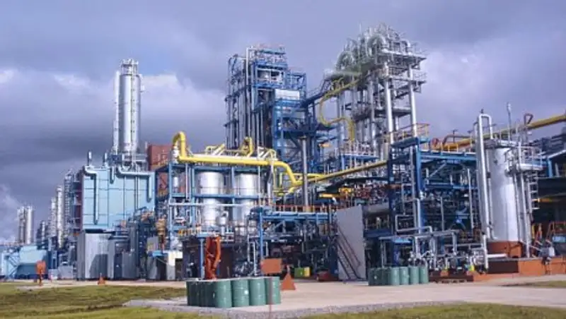 Бозумбаев подписал документы по сотрудничеству Казахстана с ОАЭ