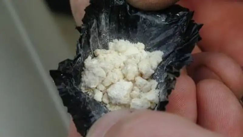 Закладчик в Атырау пытался скрыться от полицейских на велосипеде