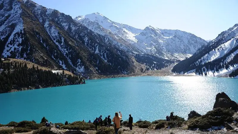 Спасатели ищут потерявшегося в алматинских горах туриста