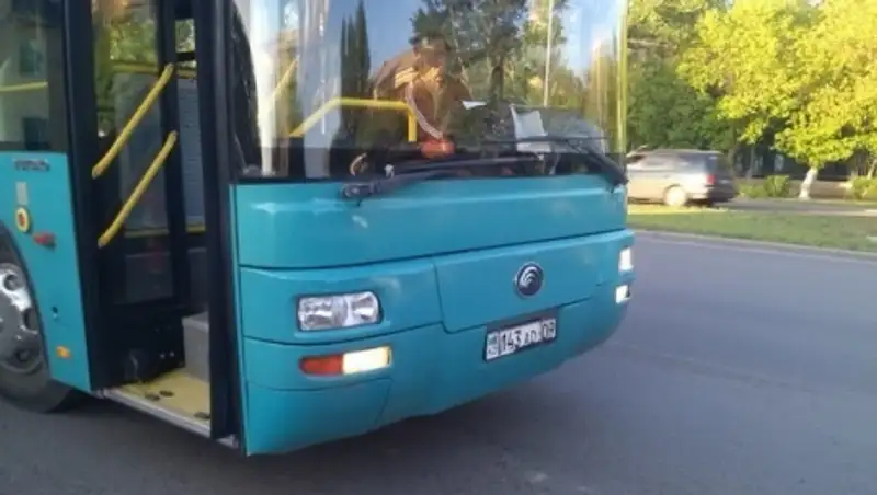 В Караганде подрались работники общественного транспорта