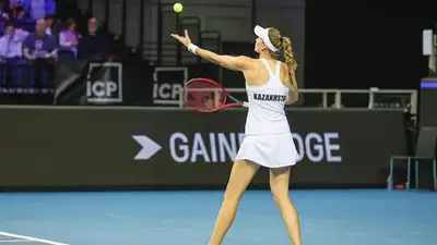 Расправилась с четвертой ракеткой мира выставочном турнире в Дубае , фото - Новости Zakon.kz от 23.12.2022 23:33