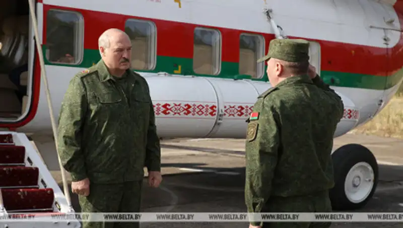 Лукашенко: Все идет по плану цветных революций, но с использованием внешнего фактора