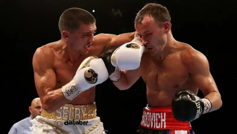 Английский боксер Ли Селби отобрал титул чемпиона мира IBF у Градовича
