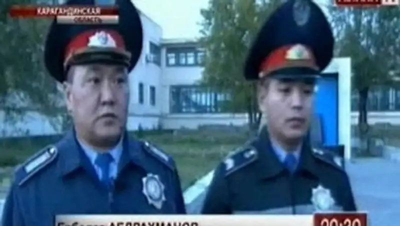 В Темиртау полицейские спасли от пожара семь человек и собаку