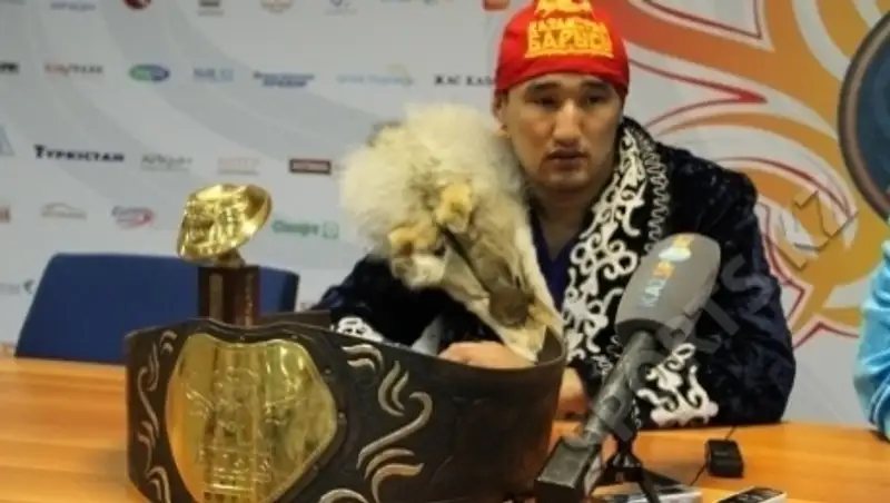 Казахстанцы примут участие в чемпионате мира по казакша курес в Оренбурге