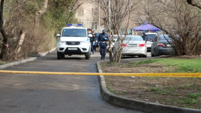 Акимат Алматы рассказал, как можно заразиться коронавирусом